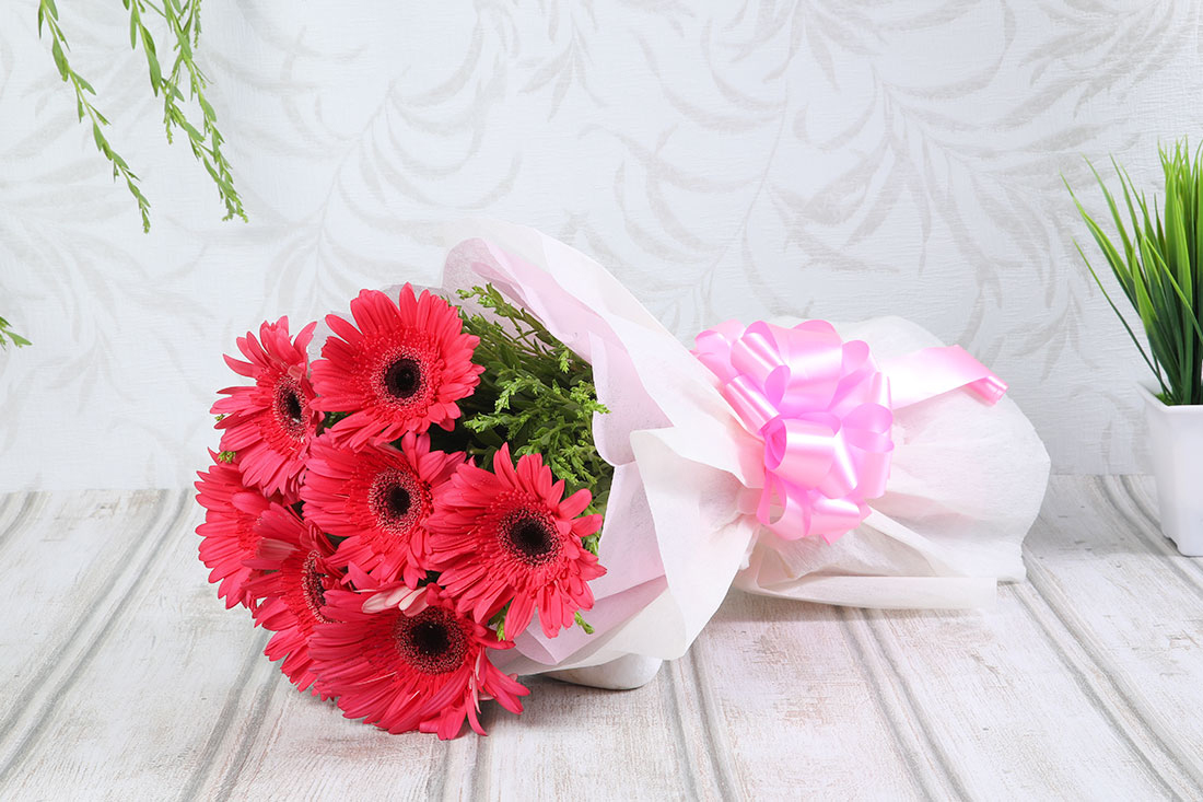 Bunch of 7 Pink Gerberas