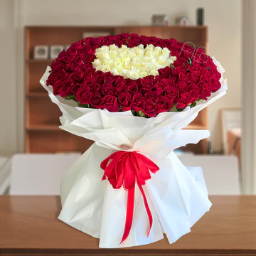 Grand 200 Roses Arrangement